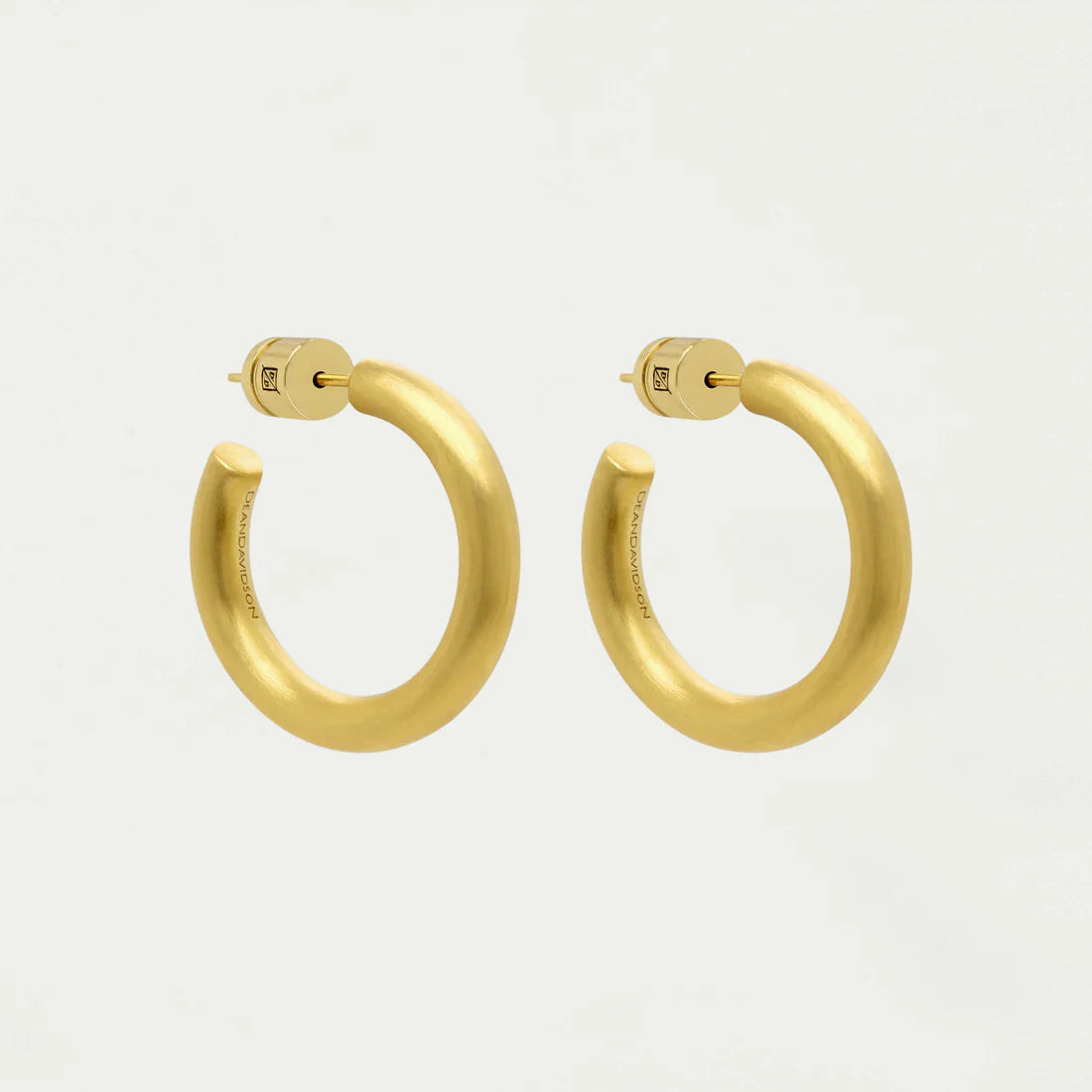 Mini Dune Hoops in Gold